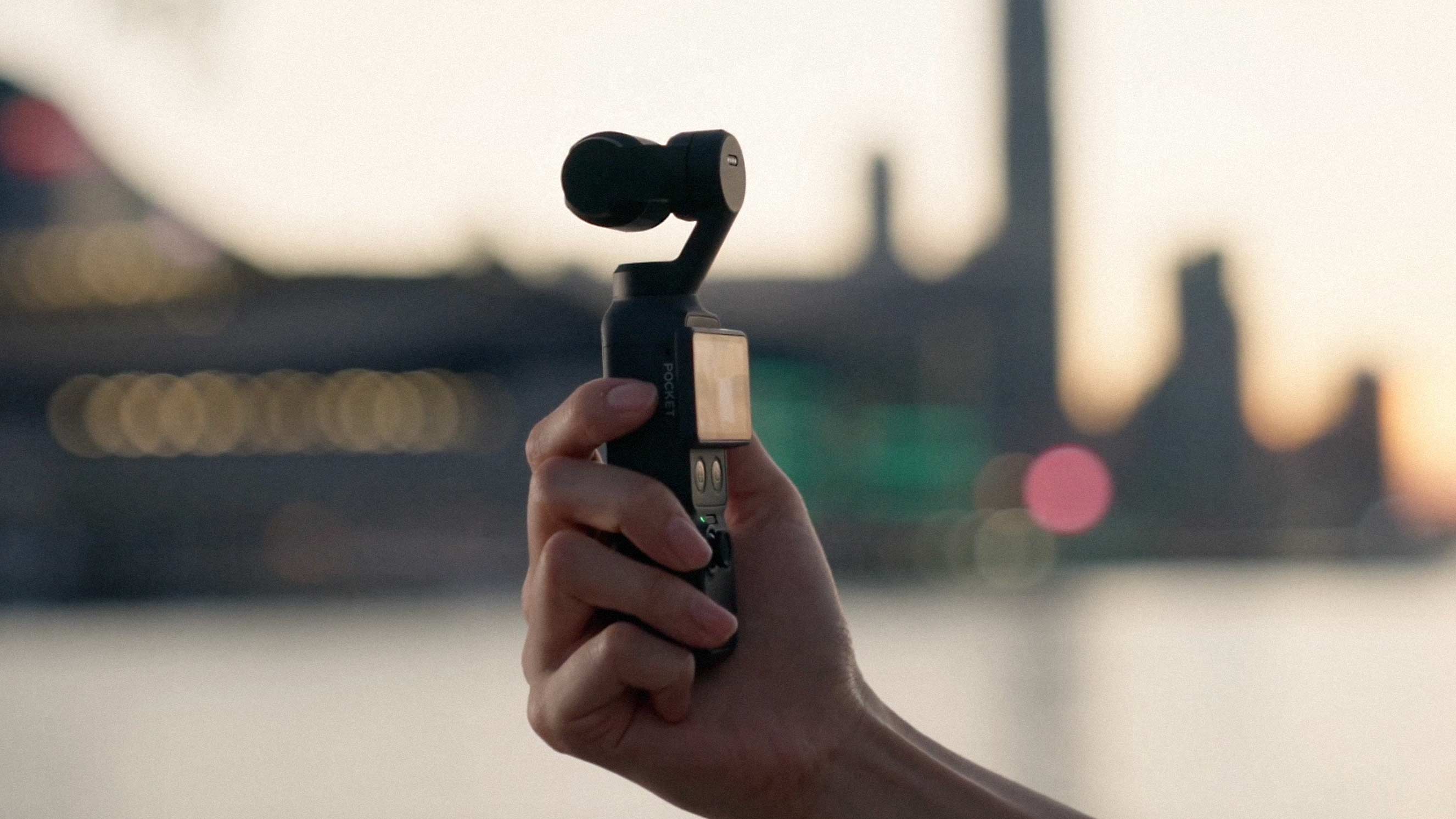 DJI Osmo Pocket 4